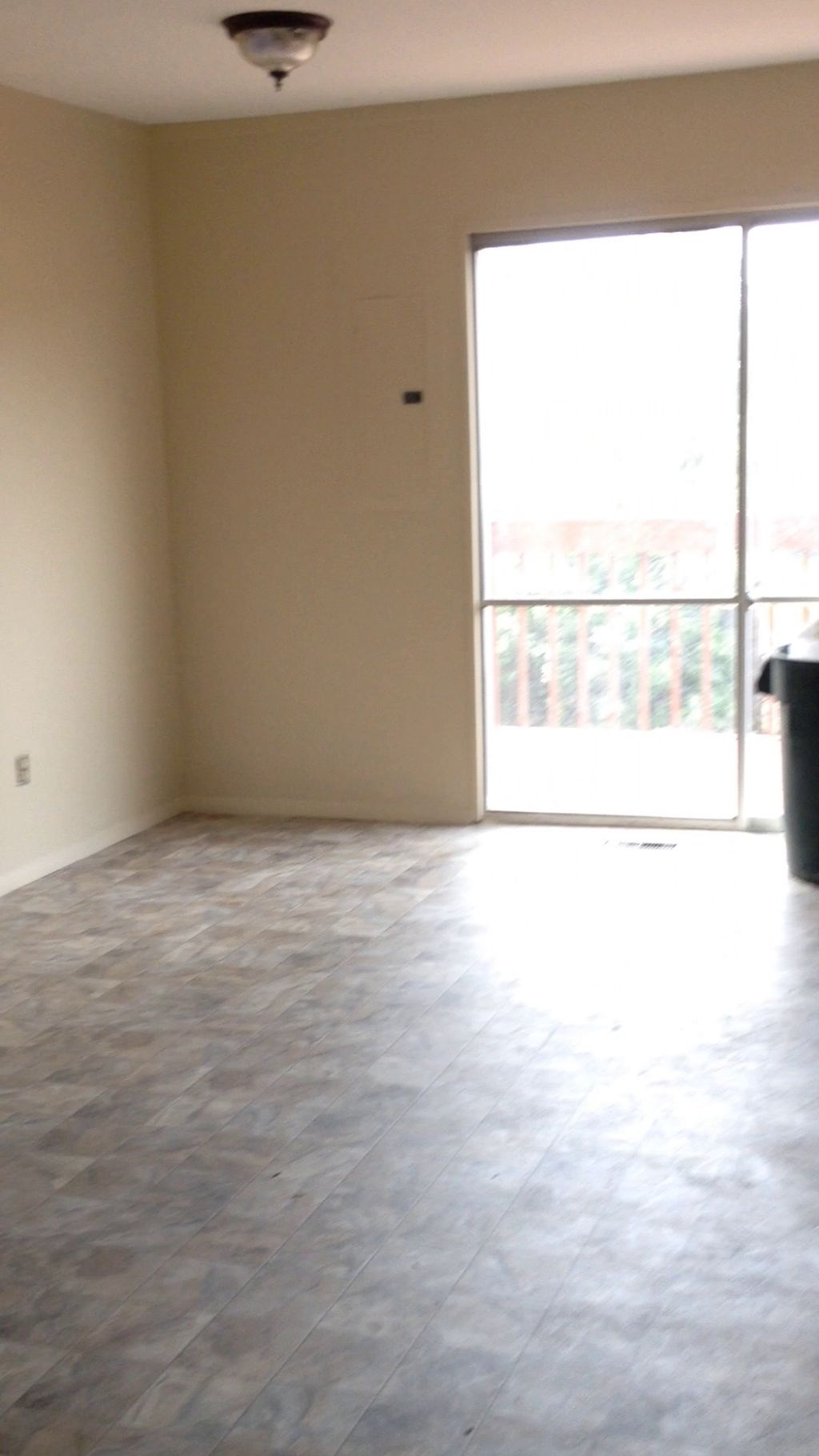 We even make textured walls 
smooth.Or re-texture 