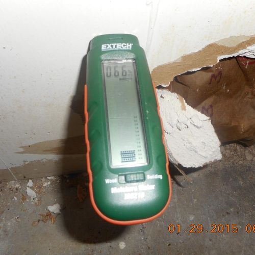 moisture reader, will detect if a wall is wet and 