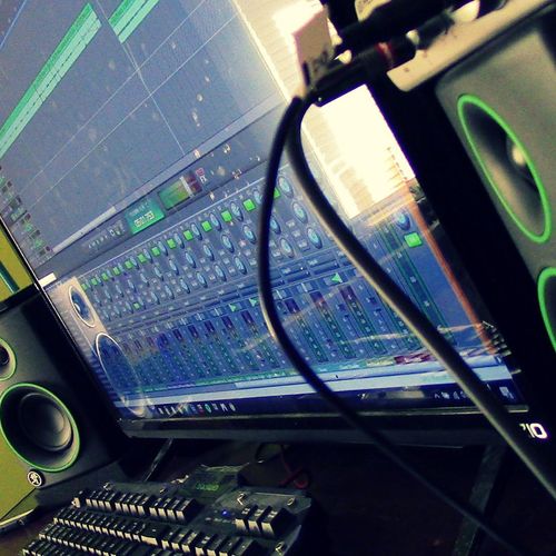 A closeup of the mixing station!