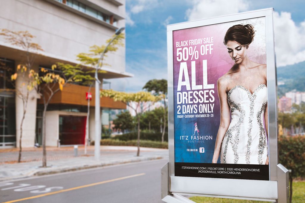 Print advertisement for It'z Fashion a womens bout