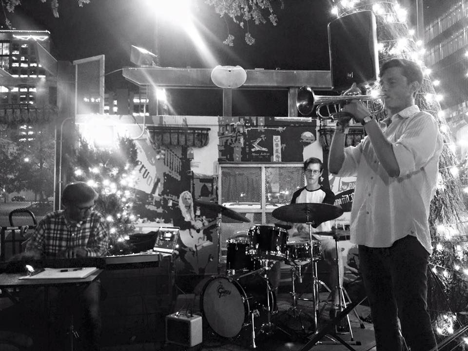 Sitting in at Gracie's.