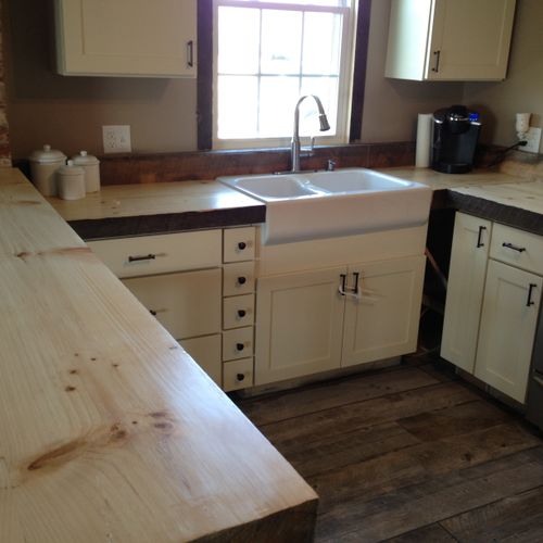 Kitchen Remodel.  New Cabinets, New Farmhouse Sink