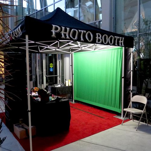 Our outdoor Green screen booth set up!!!