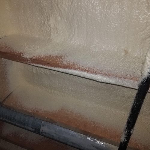 2 inch thick closed cell foam between joists to se