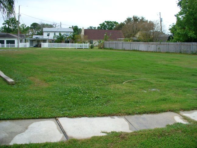 We can manage vacant properties, keeping them up t
