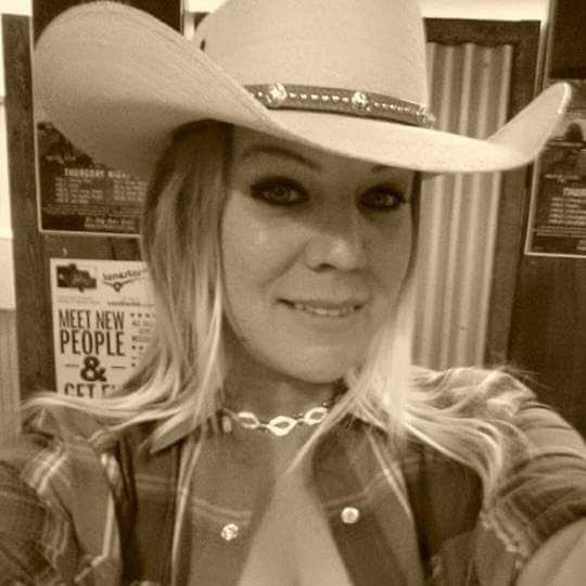 Country Girl Cleanin Services