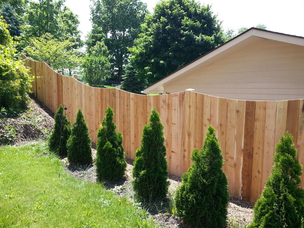 6' Cedar Scalloped