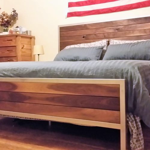 Bed Frame Stainless Steel/Walnut