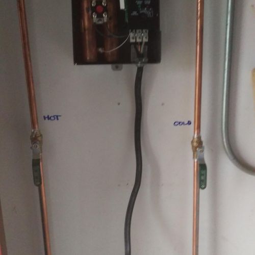 electrical water heater installation