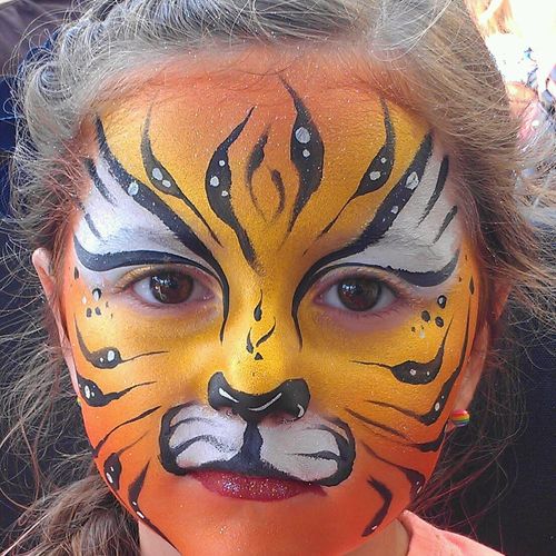 An Adorable Tiger at the Fresno Fair!