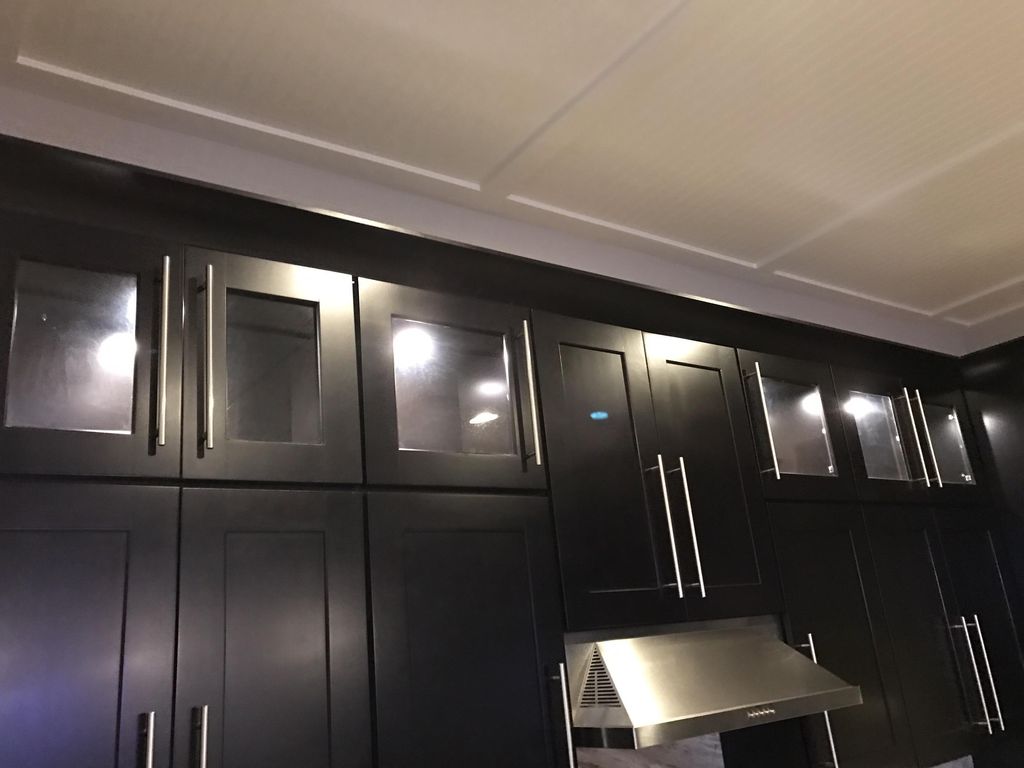 Cabinet lights 