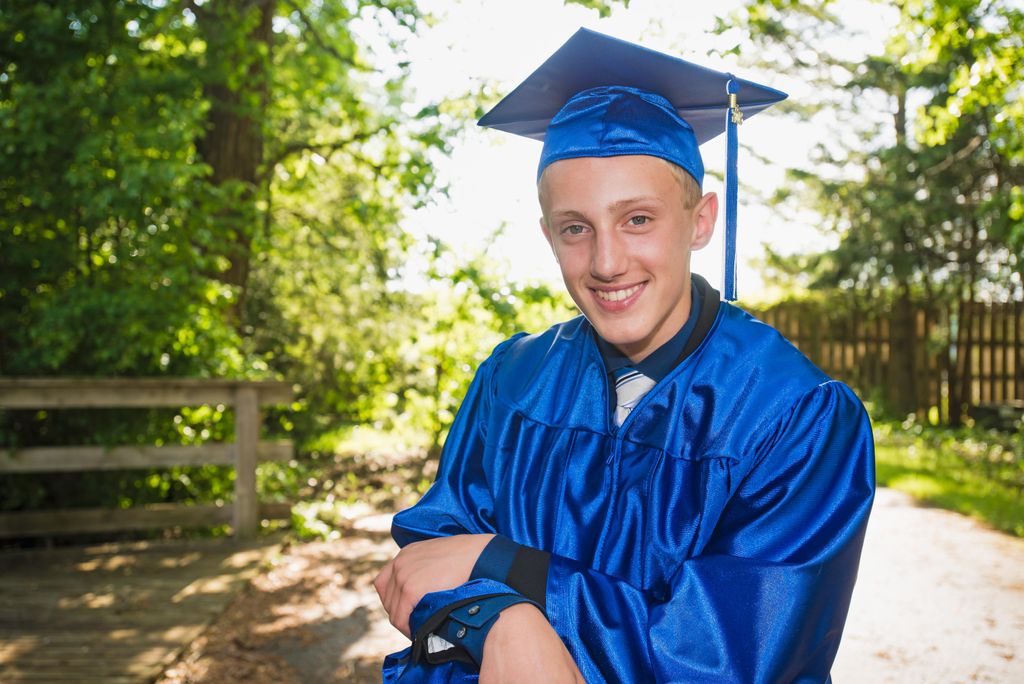 - outdoor graduate session -