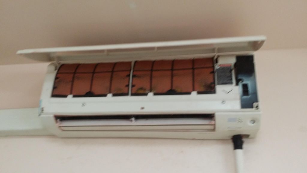 A split unit I serviced. Those screens should be c