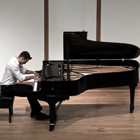 Nikita Zabinski Piano Studio