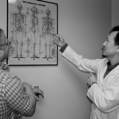 Acupuncturist and Chiropractor Often Work Together