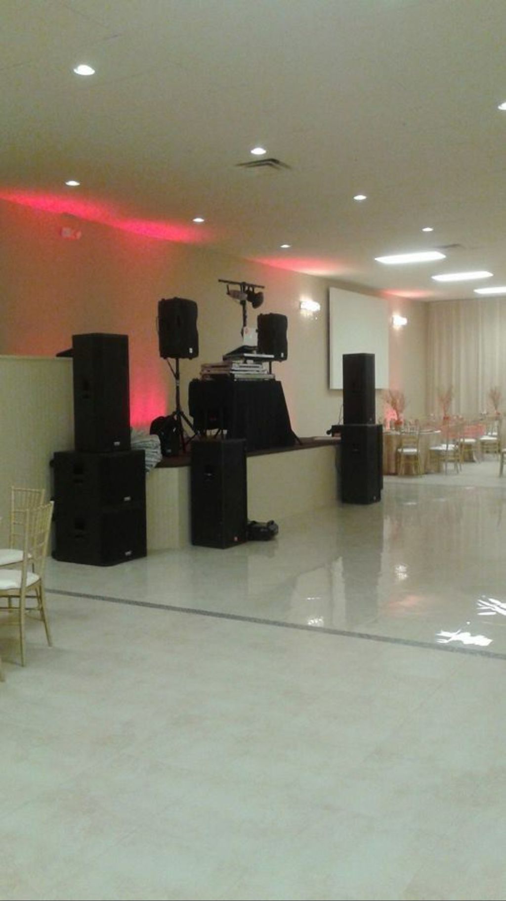 One setup for a quinceanera.