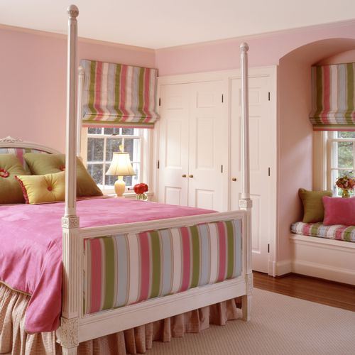 Traditional style, girl's bedroom