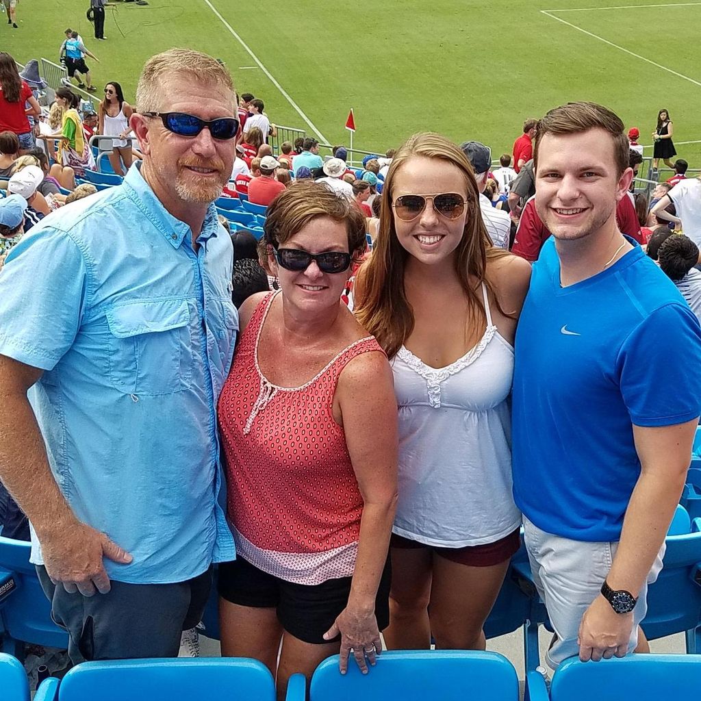 Elite roofing and construction, LLC