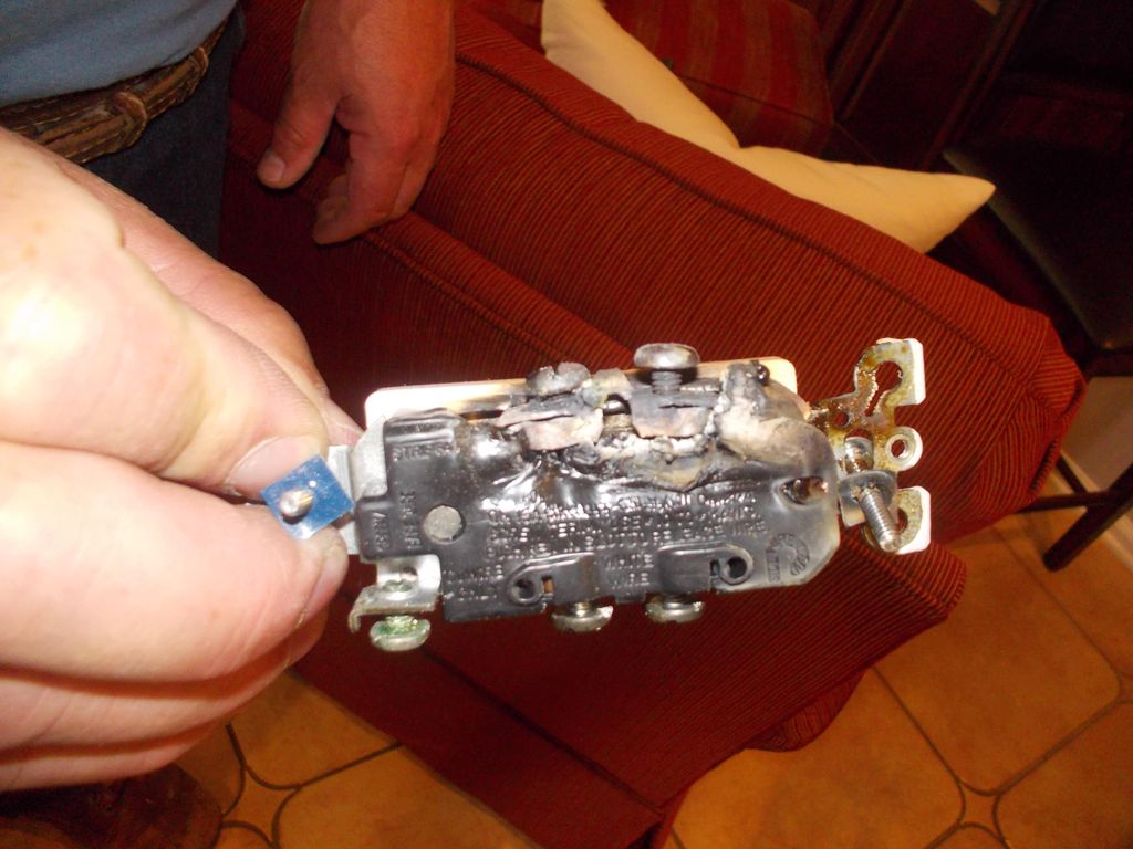 Service call - Lights Flickering