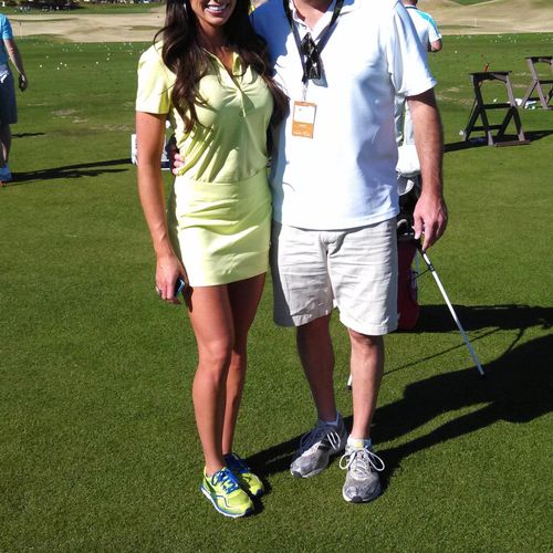 I'm on the range with Holly Sonders from the Golf 