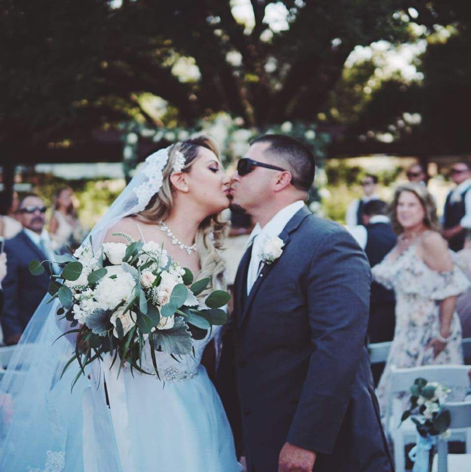 Photo Credit: P & A SLR Studios
Bride&Groom:  #Lol