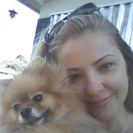 happy paws dog sitting