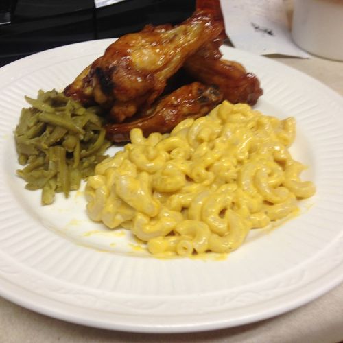 BBQ wings, Macaroni & Cheese (stovetop), Green Bea