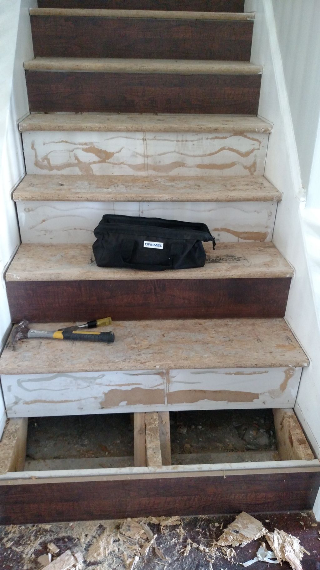 Removing and installing stair treads and risers