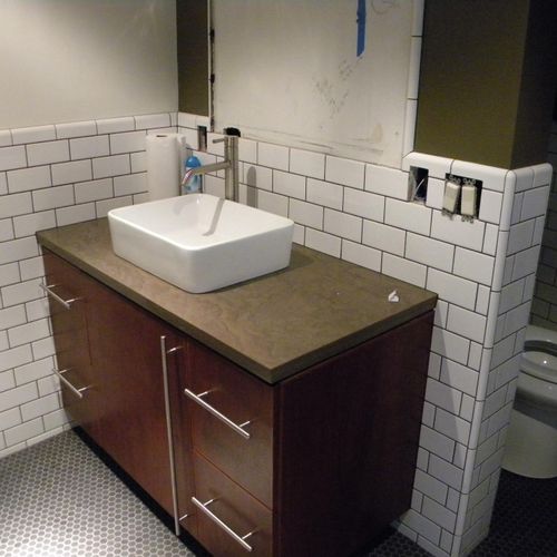 New Bathroom
      Complete Construction Services 