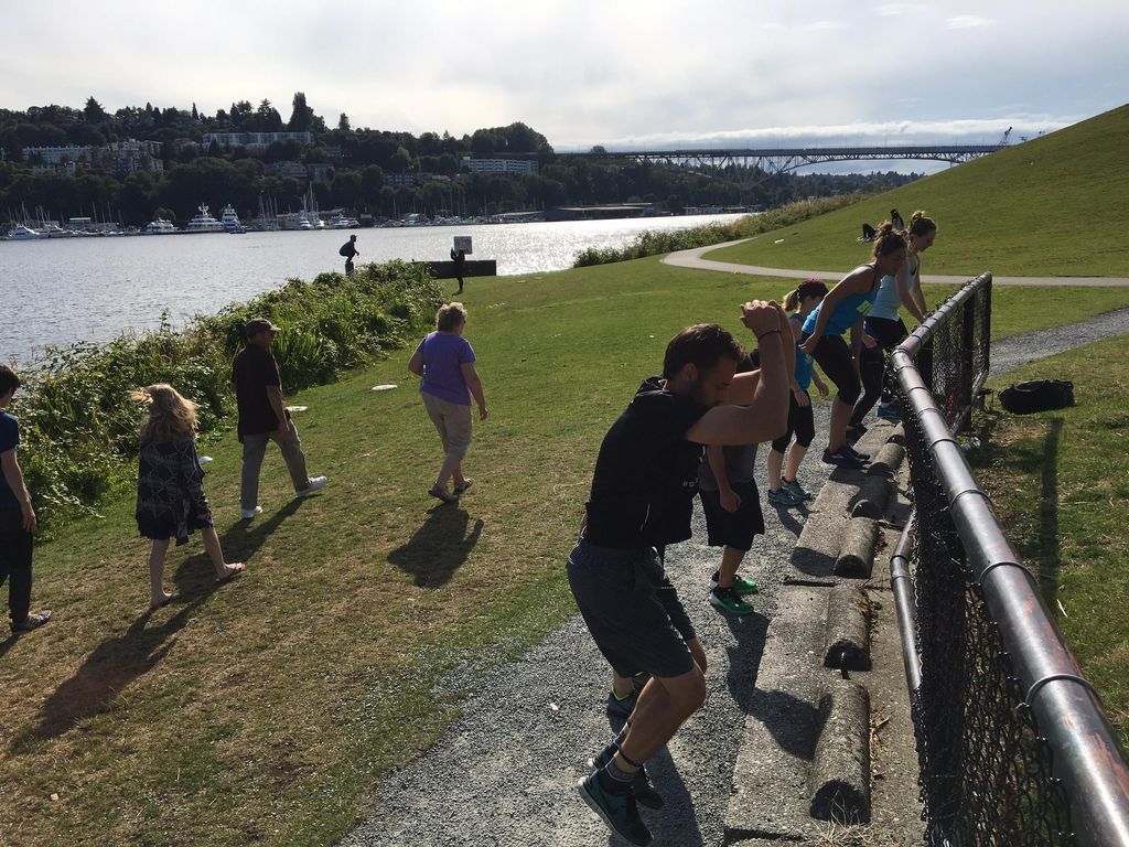 Boot campers performing box jumps at Gasworks Park