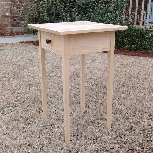 Maple end-table