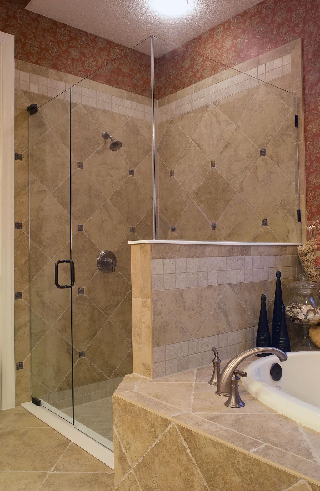 Frameless Door + Panel + Return.