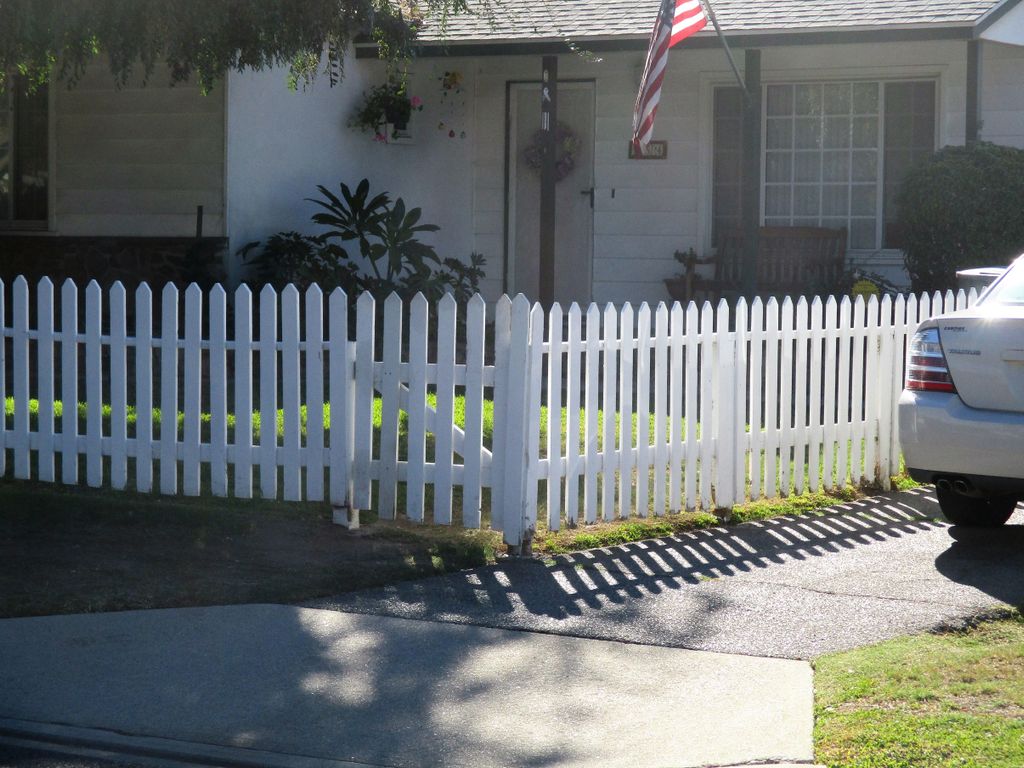 exterior decretive fencing
