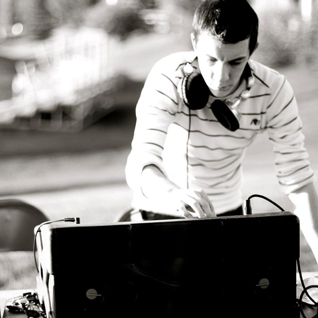 DJ Chris Davis
