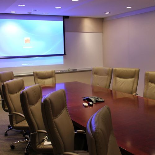 D&M Leasing Commercial A/V projector and digital/v