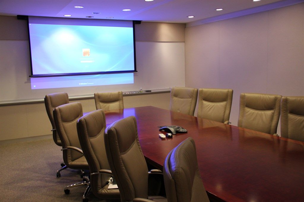 D&M Leasing Commercial A/V projector and digital/v