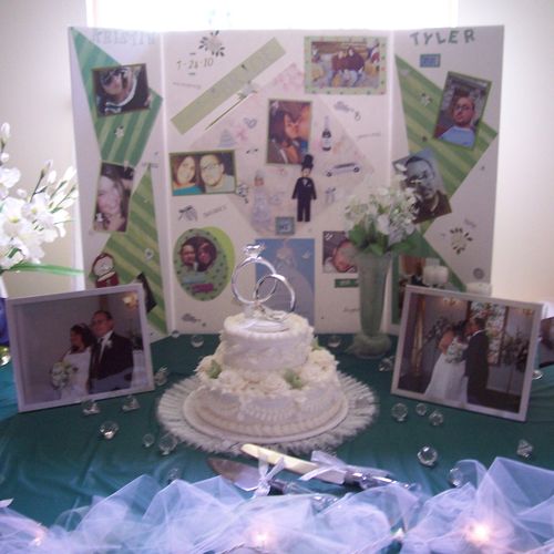 Wedding board, pictures, table set up