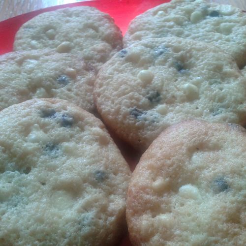 Blueberry cheesecake cookies