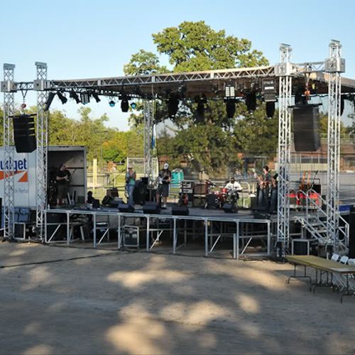 Concerts Stage, Audio, Roof, and lighting