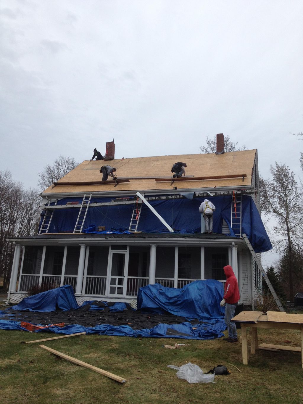 Roof Replacement
New Sheathing
Asphalt Architectur