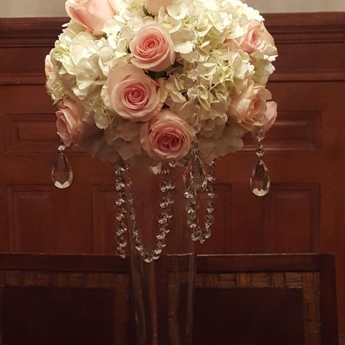 wedding centerpieces draped with Crystal jewels wi