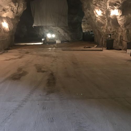 Cave space for wedding