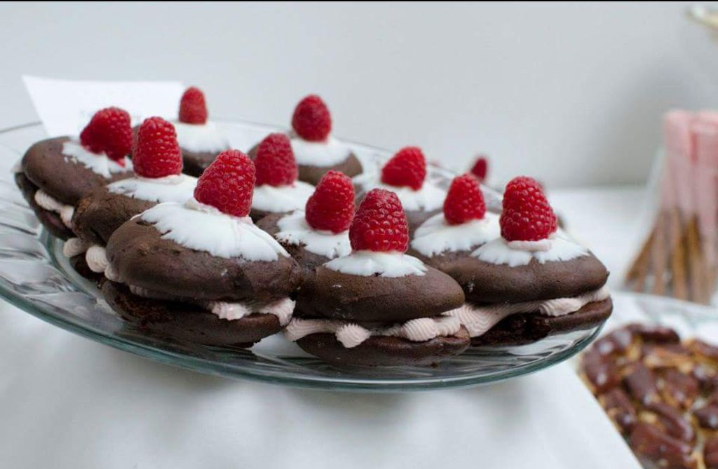 Chocolate Raspberry Whoopie Pies