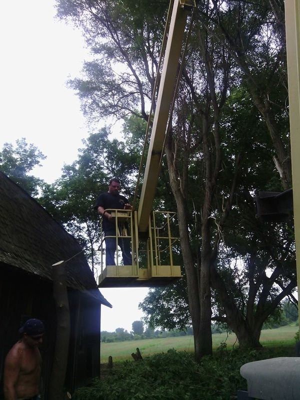 operating the man lift