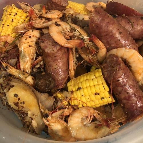 Cajun shrimp & sausage boil 