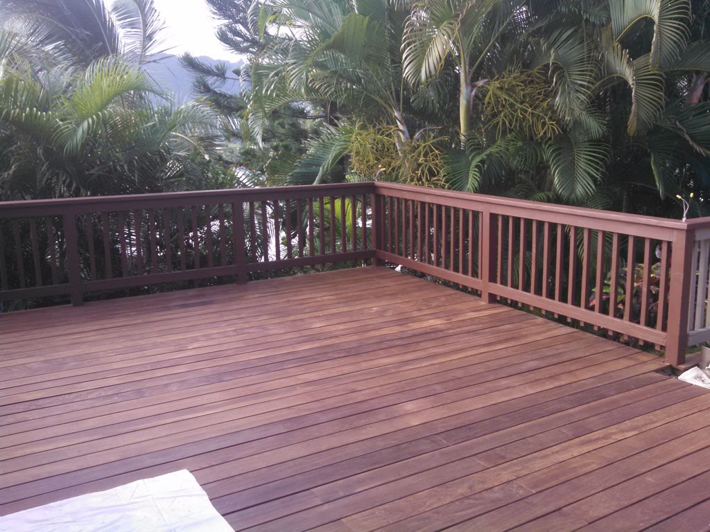 a closer shot of the deck