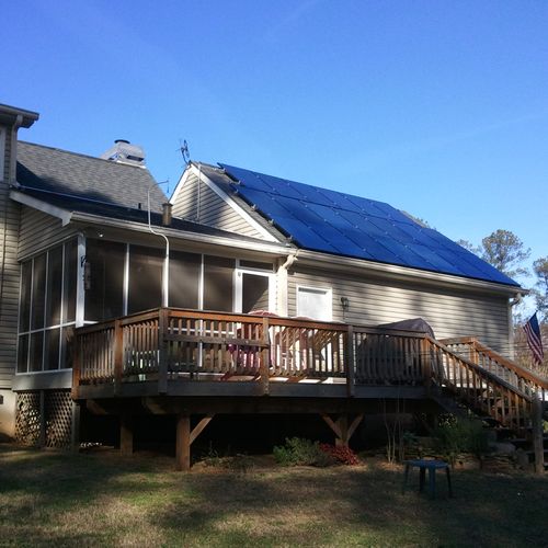 5kW roof-mounted, grid-tied solar installation.