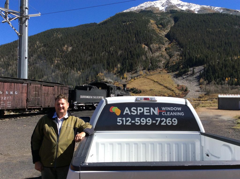 Hi I'm Steve.  My wife and I own and operate Aspen