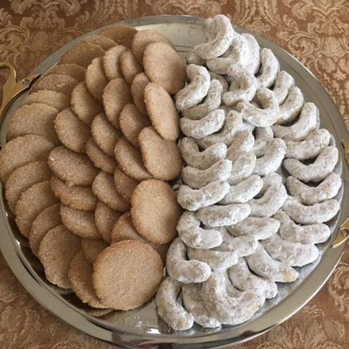 BISCOCHOS AND MEXICAN WEDDING COOKIES