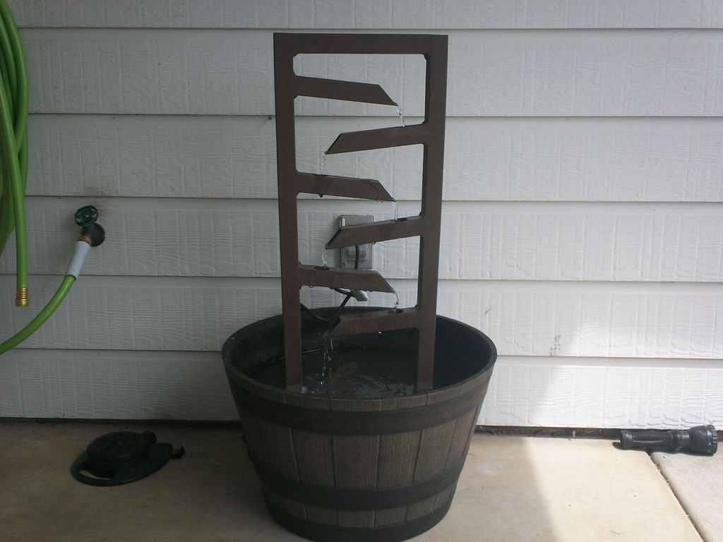 an elegant sounding fountain